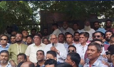 ডেঙ্গু নিয়ন্ত্রণ করতে পারছে না সরকার : নজরুল ইসলাম খান