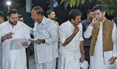 ১৪ টিভি সঞ্চালককে বয়কটের সিদ্ধান্ত ইন্ডিয়া জোটের, তারা কারা?