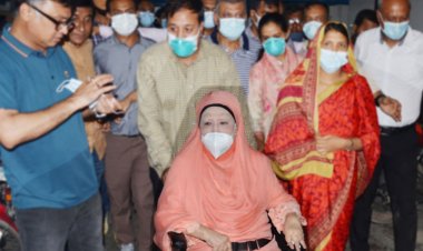 খালেদা জিয়াকে কেবিনে স্থানান্তর 