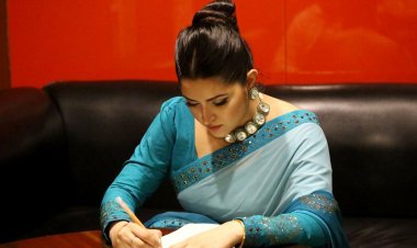 ‘গুরুত্বপূর্ণ’ দিনে সুখবর জানালেন পরীমণি 