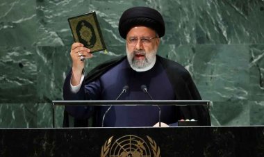কুরআন হাতে জাতিসংঘে যে ঘটনার প্রতিবাদ জানালেন ইরানের প্রেসিডেন্ট