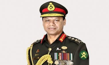চীন ও ভারতের উদ্দেশে ঢাকা ছাড়লেন সেনাপ্রধান