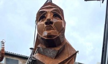 বিশ্বের প্রথম হিজাব পরিহিত ভাস্কর্য বসছে ব্রিটেনে