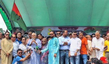 আমরা পতন চাই, সরকারকে পদত্যাগ করতেই হবে