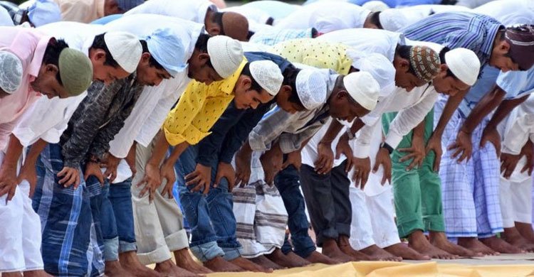 ফরজের আগে সুন্নত পড়তে না পারলে ইমামতি করা যাবে?