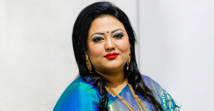 পশ্চিমবঙ্গের আদালতে আত্মসমর্পণ করে জামিন পেলেন মমতাজ