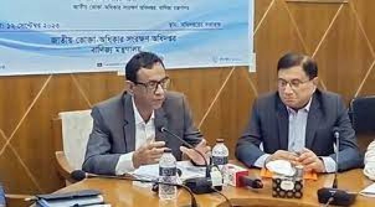 স্যালাইন রেখে নেই বললে ফার্মেসি সিলগালা: ভোক্তা ডিজি