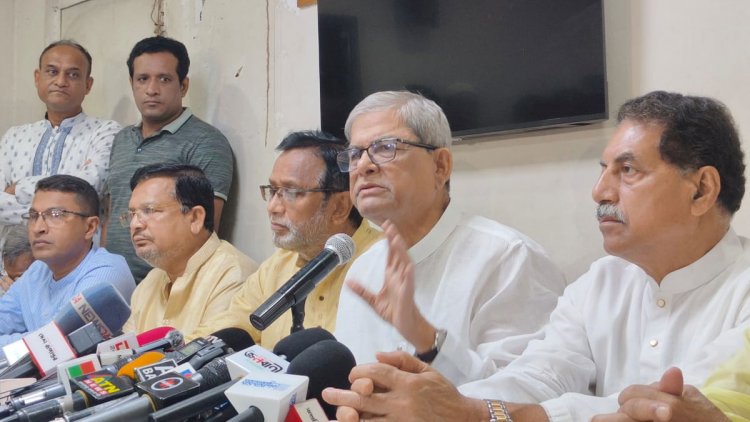 সরকার সবকিছুকে অক্টোপাসের মতো ঘিরে ফেলেছে : মির্জা ফখরুল 