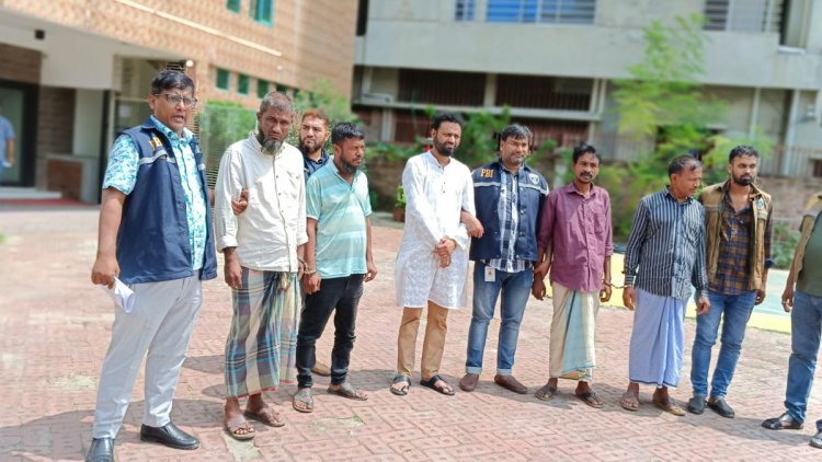  চট্টগ্রামে ওয়্যারহাউজে চুরি, গ্রেপ্তার ১০