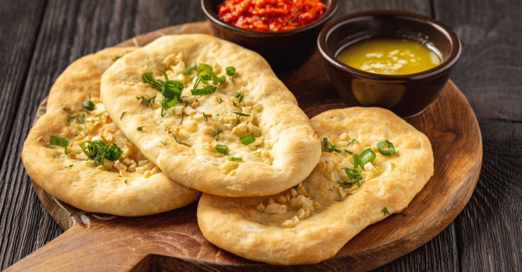  গার্লিক বাটার নান তৈরির রেসিপি