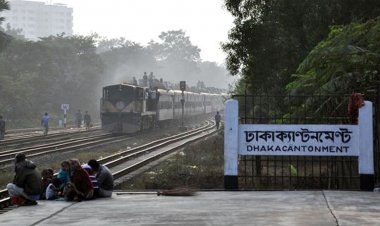 ঢাকা ক্যান্টনমেন্টে ট্রেনের ধাক্কায় এক ব্যক্তি নিহত
