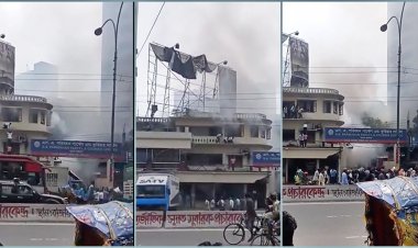 কাকরাইলে এসএ পরিবহনে আগুন