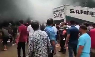 কাকরাইলে এসএ পরিবহন কার্যালয়ে আগুন