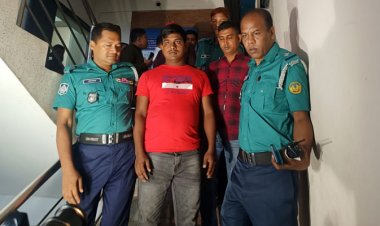 জাল কাগজপত্র দিয়ে ভিসা করতে গিয়ে হাতেনাতে ধরা!