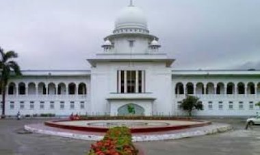 সেই বিচারকের সাজার রায়ও স্থগিত