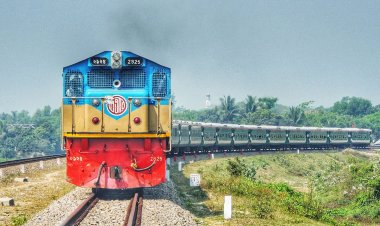 কুড়িগ্রামের সঙ্গে সারাদেশের রেল যোগাযোগ বন্ধ 