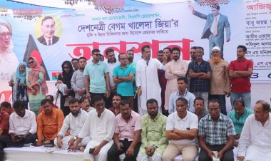 সরকার তলে তলে ক্ষমতা ছেড়ে দিয়ে পালানোর পথ খুঁজছে : হেলাল