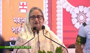 আওয়ামী লীগ আপনাদের পাশে ছিল, আছে: ঢাকেশ্বরী মন্দিরে প্রধানমন্ত্রী