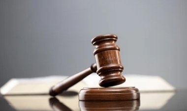 রাজনৈতিক সমাবেশে বক্তব্য, আইন সচিবকে লিগ্যাল নোটিশ