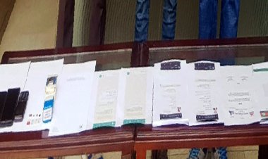 মনোনয়ন পাইয়ে দেওয়ার কথা বলে লাখ লাখ টাকা আত্মসাৎ