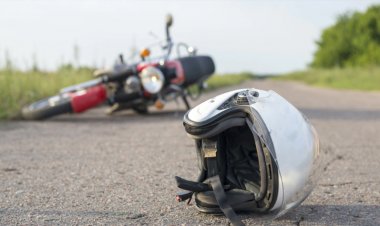 বাস-মোটরসাইকেল মুখোমুখি সংঘর্ষ, ২ ভাই নিহত