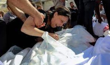 গাজায় ইসরায়েলি হামলায় নিহত ছাড়াল ৮ হাজার, অর্ধেকই শিশু