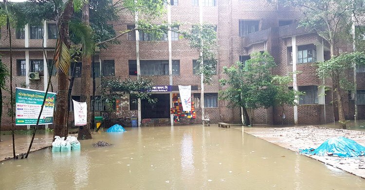 জলাবদ্ধ শাবিপ্রবি, পানি নিষ্কাশনের পথ সংস্কারে উদ্যোগ নেই