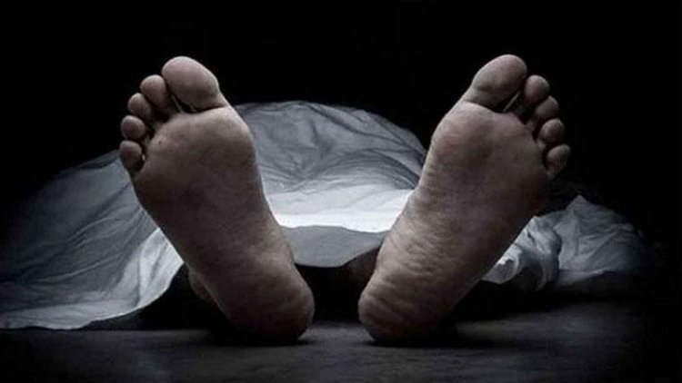 হাইকোর্টের গেটের সামনে পড়ে ছিল বৃদ্ধের মরদেহ