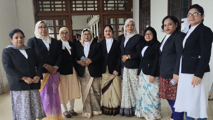 প্রধান বিচারপতির সঙ্গে নারী আইনজীবী সংস্থার প্রতিনিধিদলের সাক্ষাৎ