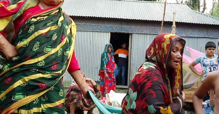  সাপের কামড়ে ঘুমন্ত স্কুলছাত্রীর মৃত্যু