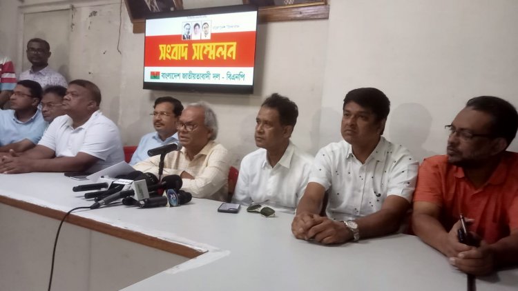 ওবায়দুল কাদেরের ভিসা রেডি, অনেকেই দেশ ছেড়ে  যাচ্ছেন: রিজভী 