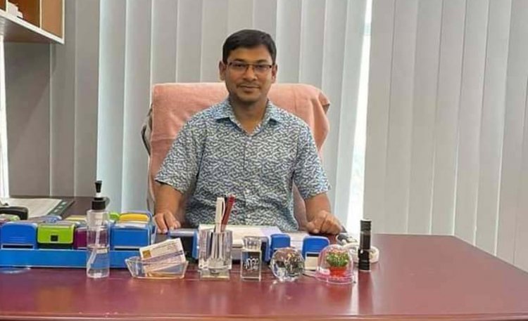 চেম্বার শেষে বাড়ি ফেরার পথে চিকিৎসক খুন