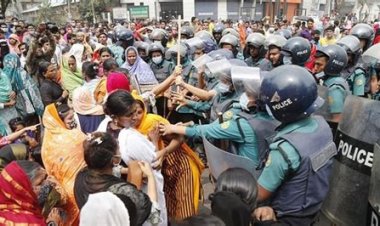 পোশাক শ্রমিকদের বিক্ষোভ, সংঘর্ষ, রাবার বুলেট নিক্ষেপ