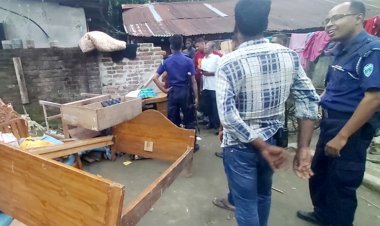 ঘরে ঢুকে নারীকে বিবস্ত্র করে নির্যাতন