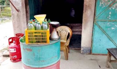 ড্রামে-বোতলে লুজ পেট্রোল বিক্রি বন্ধ, পুলিশের হুঁশিয়ারি
