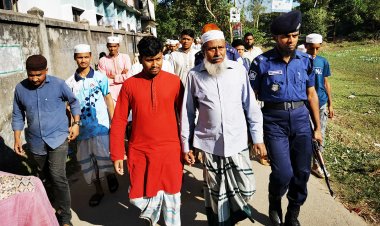 প্যারোলে জামিন পেয়ে স্ত্রীর জানাজায় বিএনপি নেতা