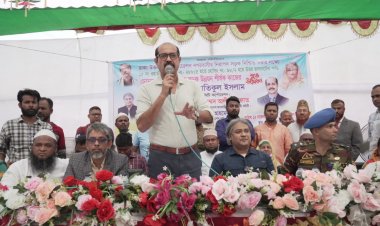 রাজধানীর কোনো মাঠ অবৈধ দখলে থাকবে না : মেয়র আতিক