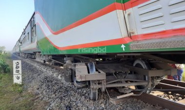 ঢাকার সঙ্গে উত্তরবঙ্গের রেল যোগাযোগ বন্ধ