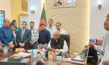 আমরা যাকে পাচ্ছি তাকে ধরছি, এ তথ্য সঠিক নয় : স্বরাষ্ট্রমন্ত্রী