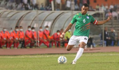 ডেনমার্কের পথে জামাল