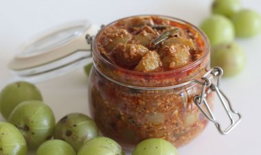 আমলকির টক-ঝাল আচার তৈরির রেসিপি