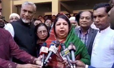 রংপুর-৬ আসনে মনোনয়নপত্র জমা দিলেন স্পিকার