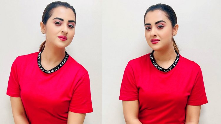 এসব নিয়ে কথা বলতেও রুচিতে বাঁধছে : বুবলী