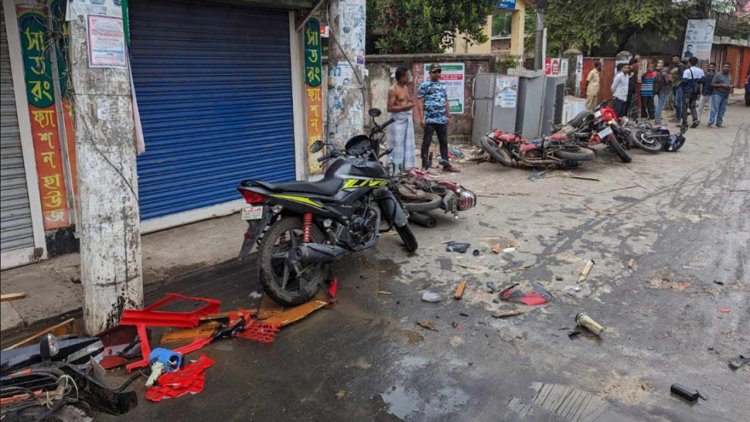 যুবলীগের আনন্দ মিছিলে দুই গ্রুপে সংঘর্ষে ১০ জন আহত