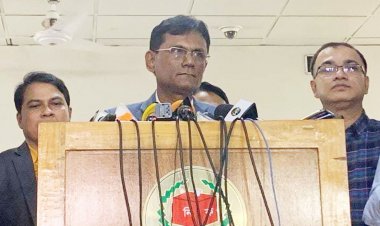মাঠ পর্যায়ের তথ্যর ভিত্তিতে ওসি-ইউএনওদের বদলি : ইসি