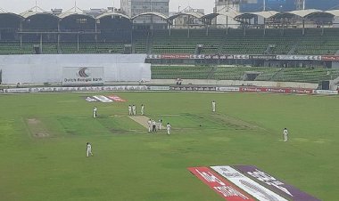 চার উইকেট হারিয়ে চাপে বাংলাদেশ 