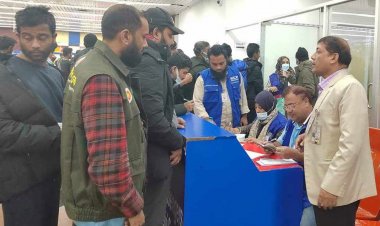 লি‌বিয়ায় আটক ১৪৫ বাংলাদেশি দেশে ফিরেছেন