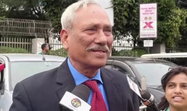 ‘বেইমান-দালাল’ স্লোগানের মুখে সুপ্রিম কোর্ট ছাড়লেন শাহজাহান ওমর