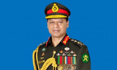 সেনাবাহিনী প্রধানের কাতার সফর
