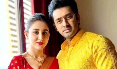 প্রেমিকার সঙ্গে নতুন ইনিংস শুরু অঙ্কুশের